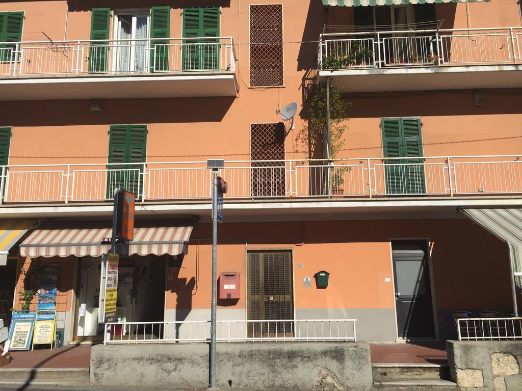 Appartamento Un Giorno Di Sole 莱里奇 外观 照片