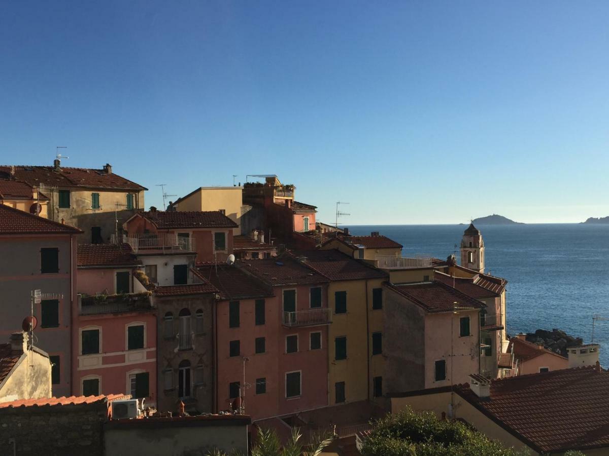 Appartamento Un Giorno Di Sole 莱里奇 外观 照片